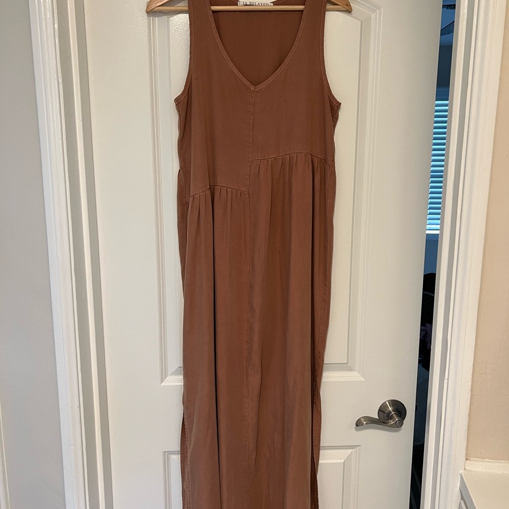 LA Relaxed Brown Sleeveless Maxi Dress